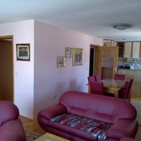 公寓 Sarajevo-adi Ii